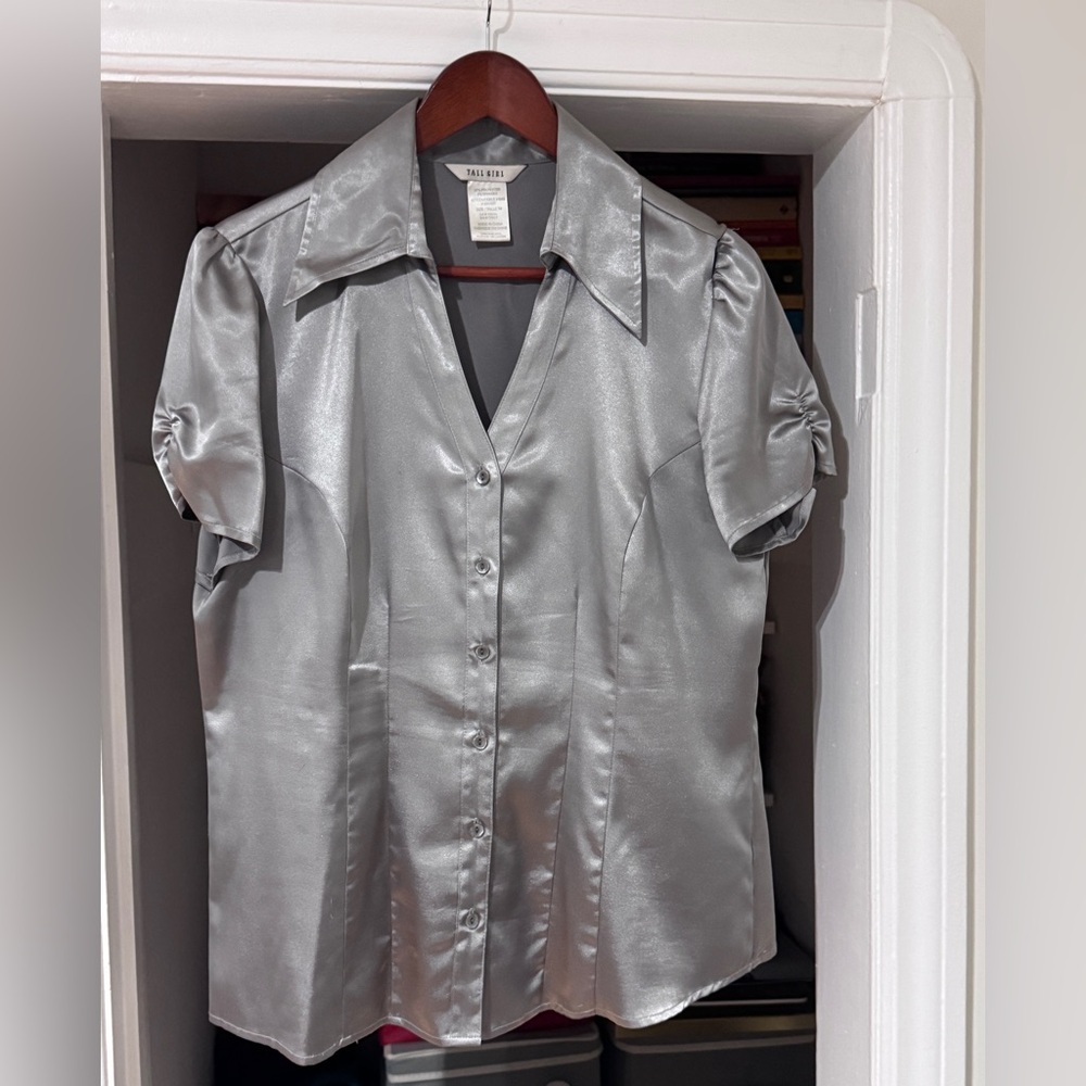 ✨HOST PICK✨  Long Tall Sally Silver Simmering Short-Sleeve Blouse ✨